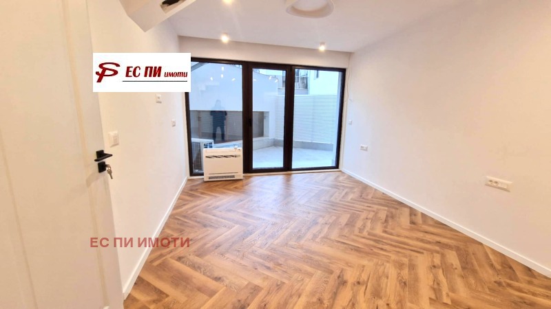 Продава 2-СТАЕН, гр. Русе, Център, снимка 2 - Апартаменти - 53429099