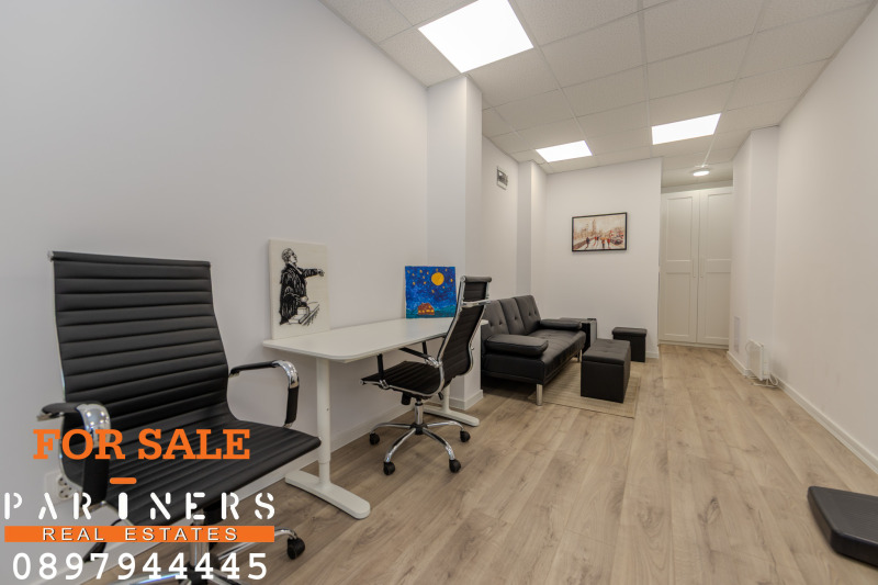 In vendita  Ufficio Sofia , Dianabad , 40 mq | 10306637