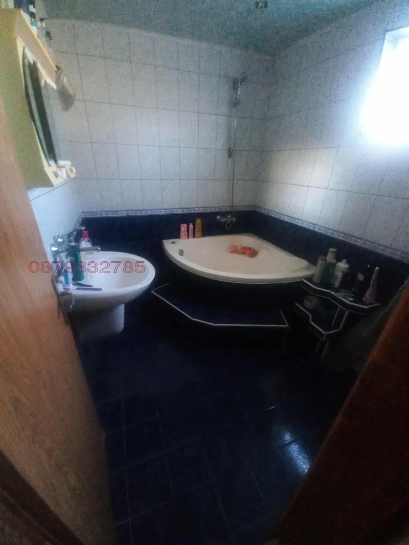 Продава КЪЩА, гр. Камено, област Бургас, снимка 8 - Къщи - 53040130