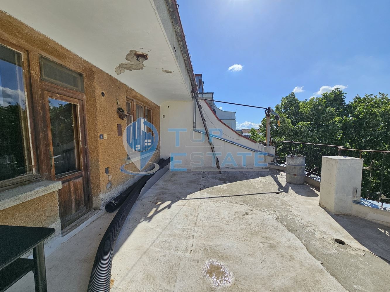 Продава МНОГОСТАЕН, гр. Велико Търново, Бузлуджа, снимка 11 - Апартаменти - 50999249