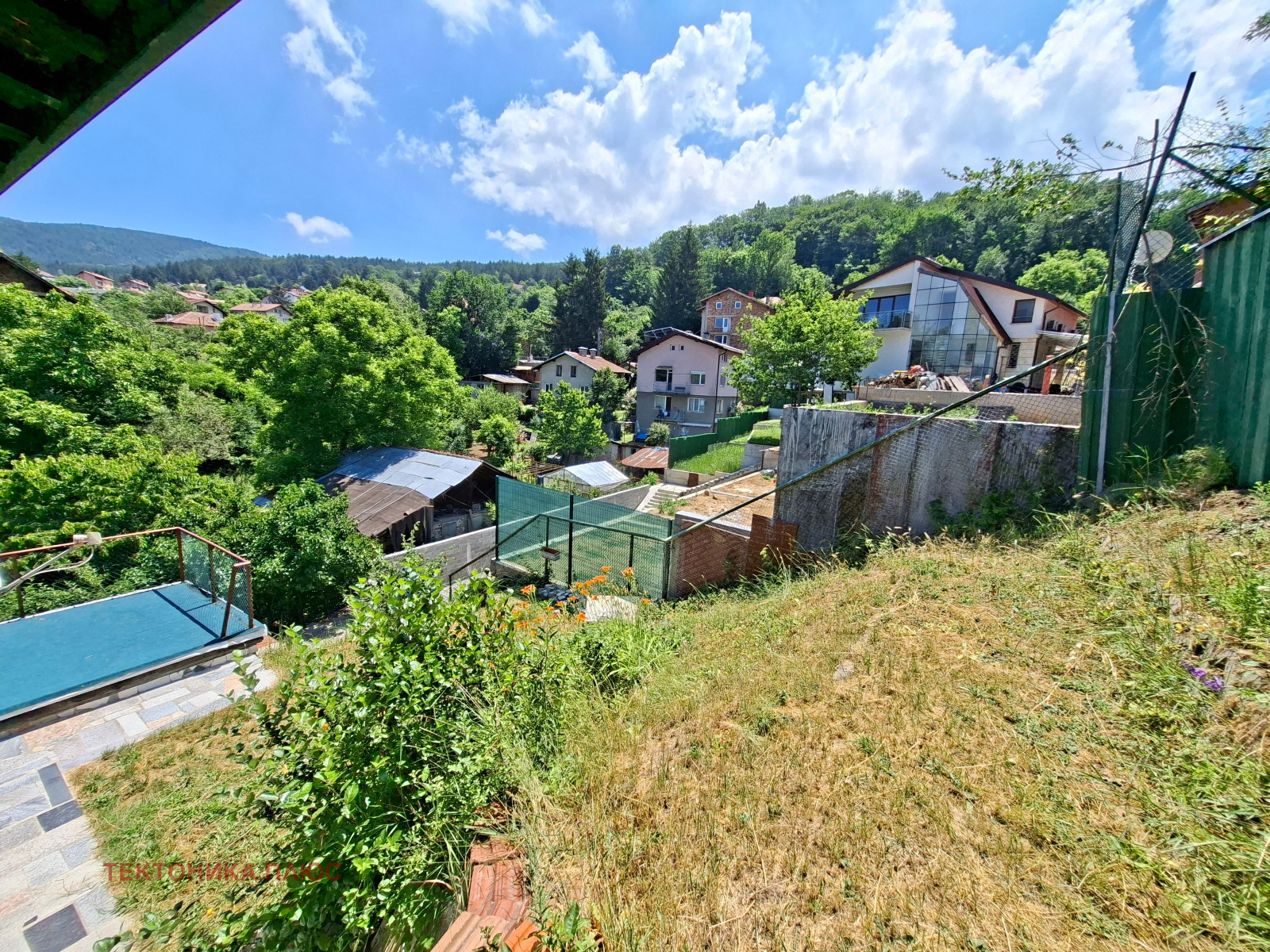 Продава КЪЩА, гр. София, с. Владая