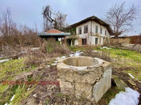 Casa Cuțina, regiunea Veliko Tarnovo 2