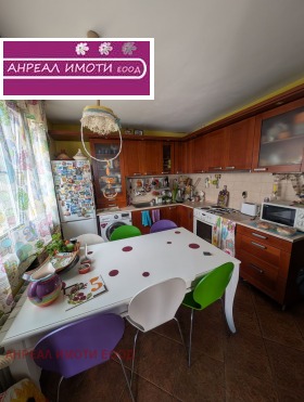 Продава къща област София с. Храбърско - [1] 
