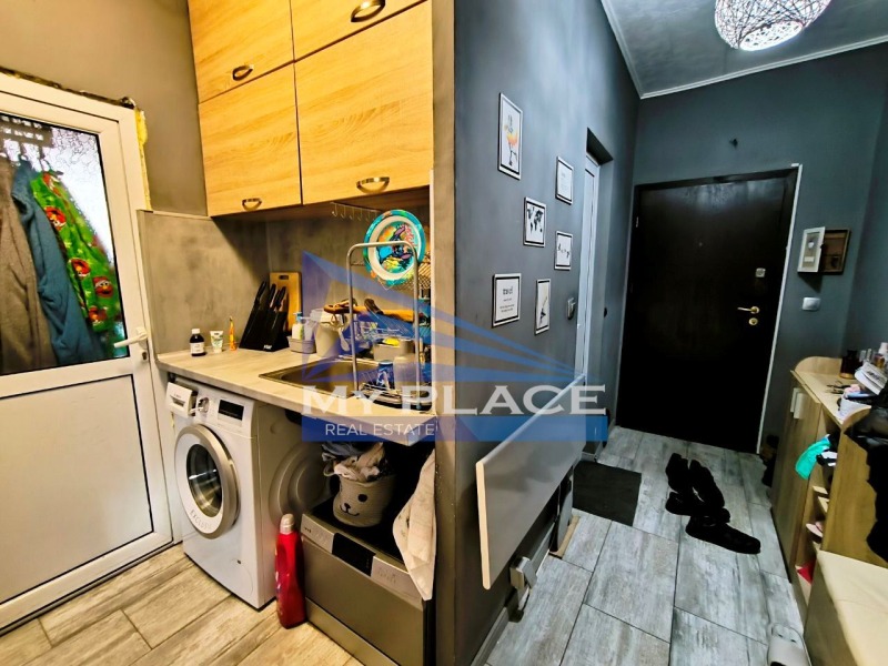 Продава 2-СТАЕН, гр. Шумен, 5-ти полк, снимка 5 - Апартаменти - 53210046