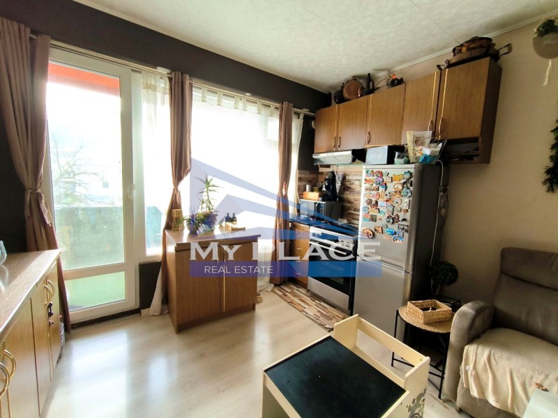 Продава 2-СТАЕН, гр. Шумен, 5-ти полк, снимка 4 - Апартаменти - 53210046