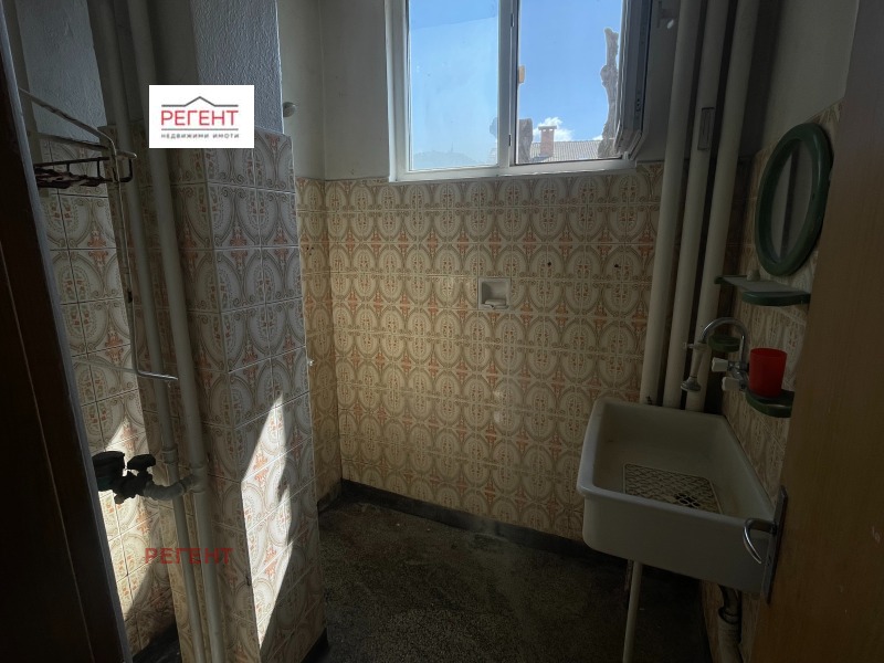 De vânzare  2 dormitoare Gabrovo , Țentâr , 116 mp | 68327308 - imagine [10]