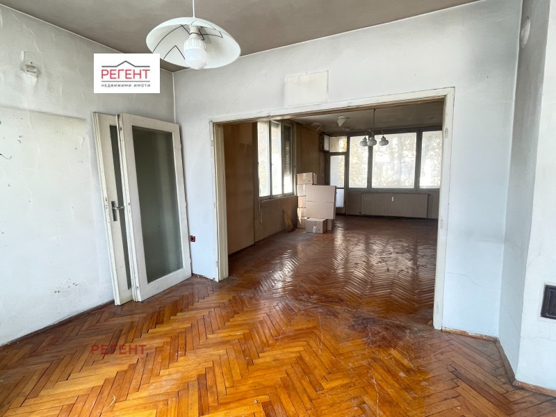 De vânzare  2 dormitoare Gabrovo , Țentâr , 116 mp | 68327308 - imagine [7]