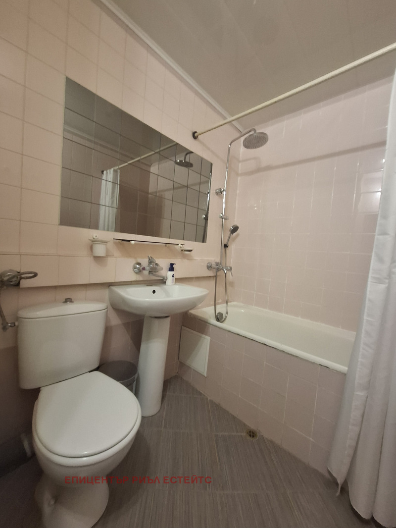 À vendre  2 chambres Pernik , Iztok , 84 m² | 10072981 - image [7]
