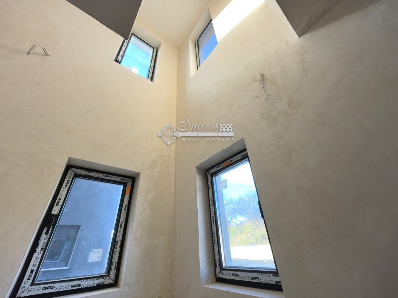 Продава КЪЩА, гр. Варна, м-т Прибой, снимка 8 - Къщи - 52979758