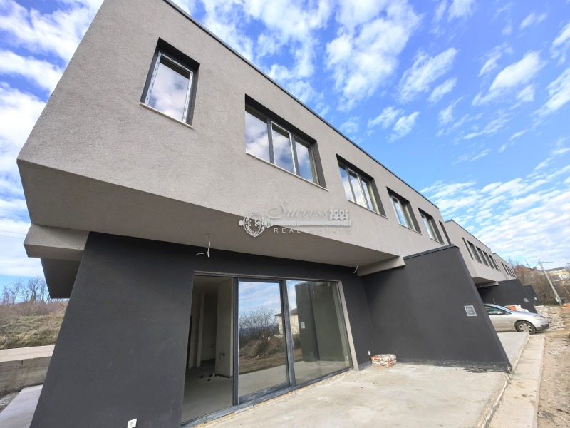 Продава КЪЩА, гр. Варна, м-т Прибой, снимка 5 - Къщи - 52979758