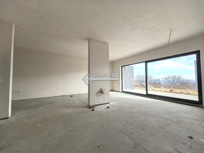 Продава КЪЩА, гр. Варна, м-т Прибой, снимка 2 - Къщи - 52979758