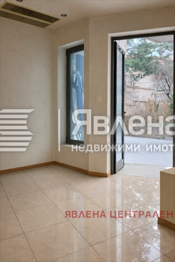 Продава МАГАЗИН, гр. София, Медицинска академия, снимка 5 - Магазини - 56217078