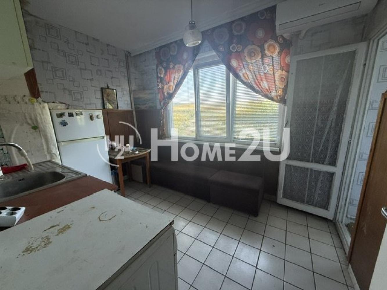 Продава 2-СТАЕН, гр. Радомир, област Перник, снимка 6 - Апартаменти - 56082228