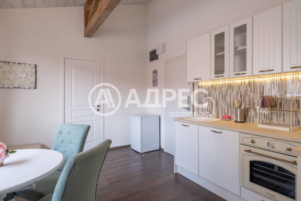 Продава МНОГОСТАЕН, гр. София, Център, снимка 2 - Апартаменти - 54913922