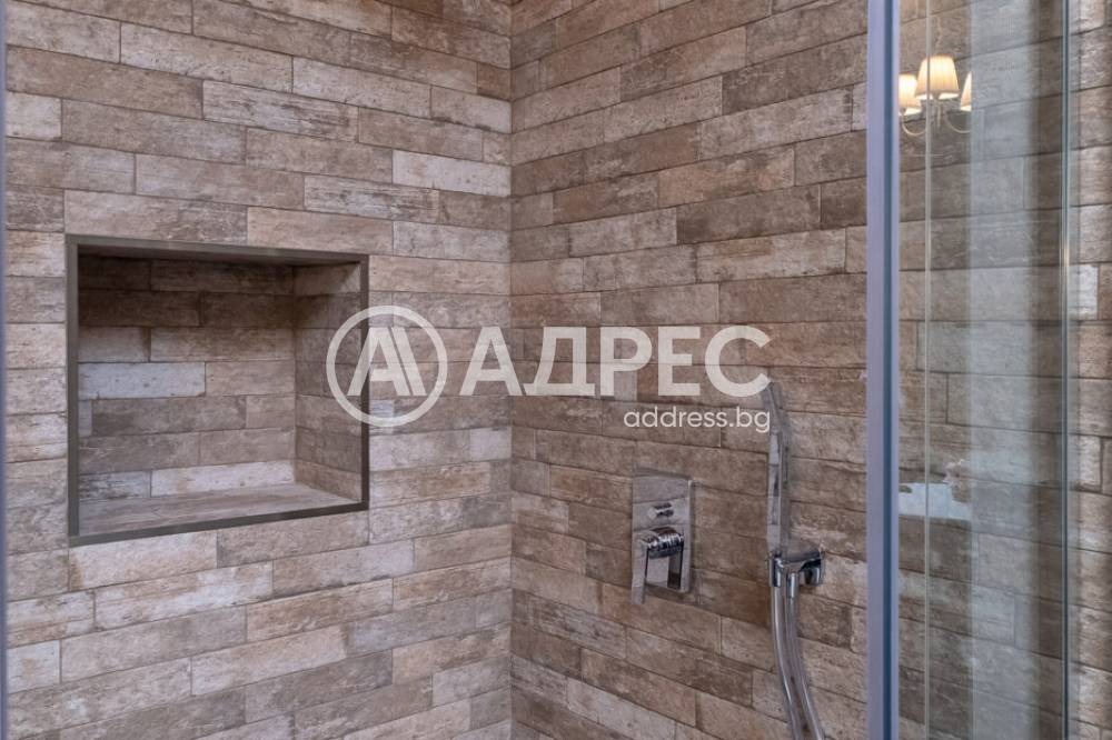 Продава МНОГОСТАЕН, гр. София, Център, снимка 8 - Апартаменти - 54913922