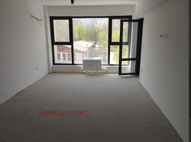 Продава 2-СТАЕН, гр. София, Гоце Делчев