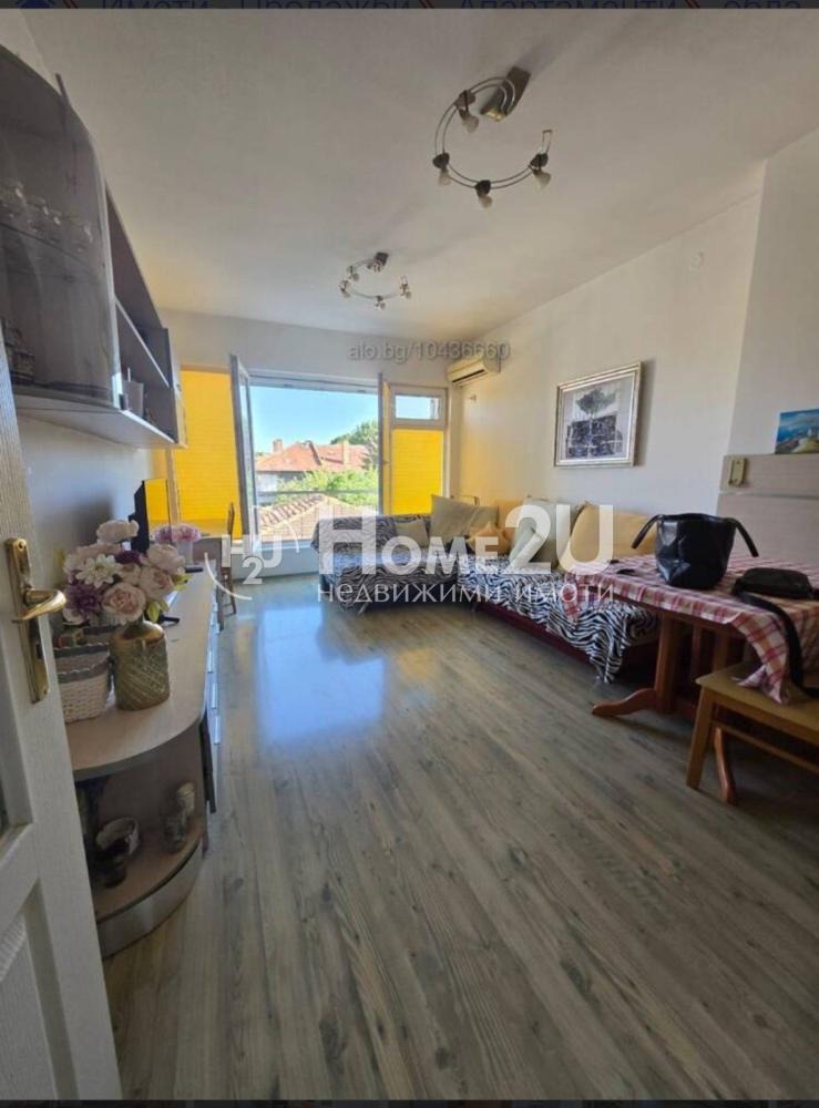 Продава 2-СТАЕН, гр. Бургас, Център, снимка 2 - Апартаменти - 55278421