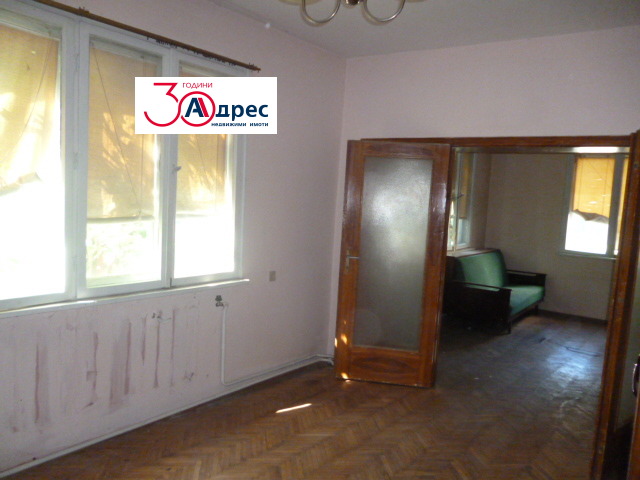 Продава  Къща град Добрич , Градска болница , 300 кв.м | 27006020 - изображение [15]