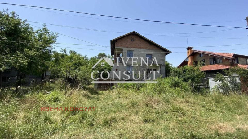 In vendita  Casa regione Sofia , Herakovo , 200 mq | 99775662