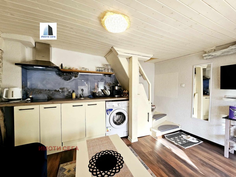 Продава КЪЩА, гр. Велико Търново, Варуша, снимка 5 - Къщи - 53177697