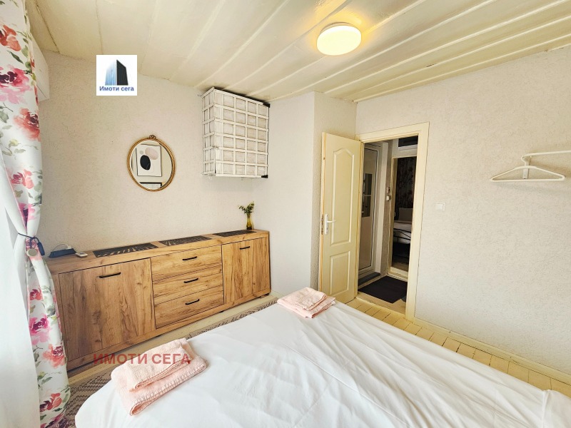 Продава КЪЩА, гр. Велико Търново, Варуша, снимка 8 - Къщи - 53177697