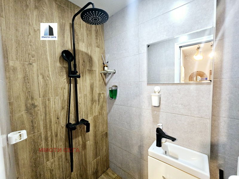 Продава КЪЩА, гр. Велико Търново, Варуша, снимка 11 - Къщи - 53177697