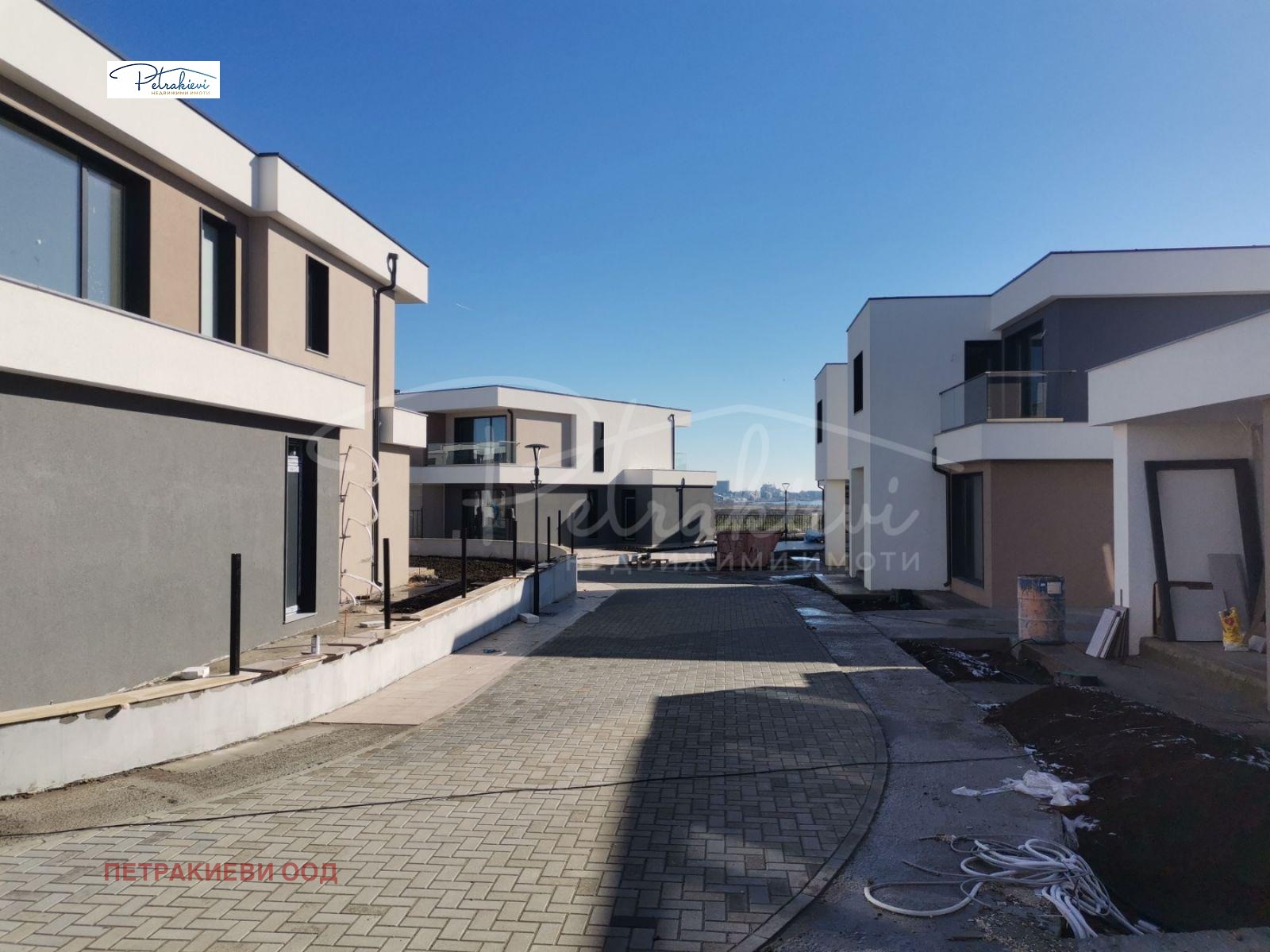 Продава КЪЩА, гр. Бургас, Сарафово, снимка 5 - Къщи - 53887684