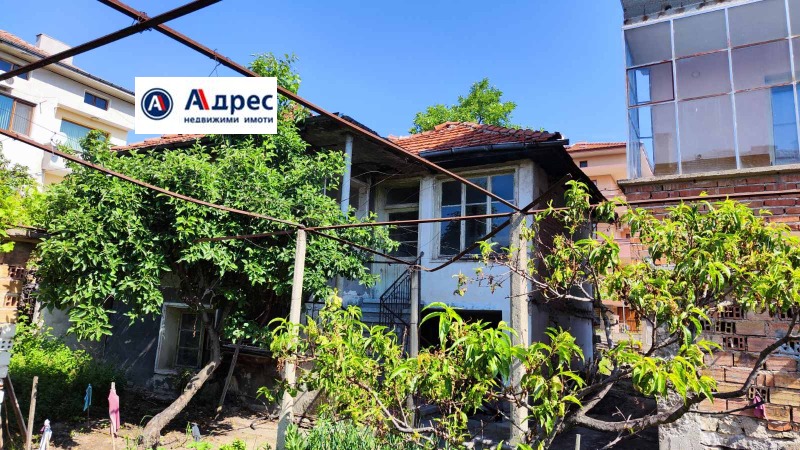 Продава КЪЩА в област Пловдив, гр. Хисаря - 45 кв.м / 45 000 € » 88 012.35 лв., АДРЕС КАРЛОВО