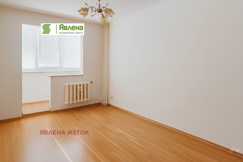 Продава 3-СТАЕН, гр. София, Мусагеница