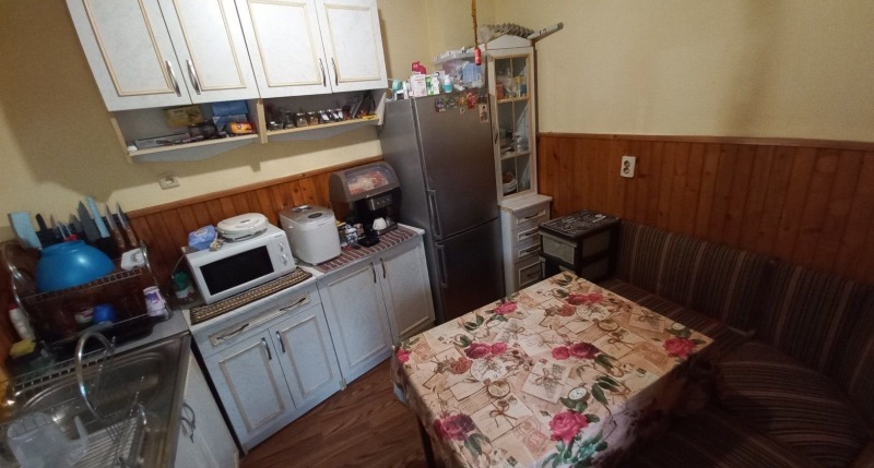 Продава  Къща град Русе , Новата махала , 78 кв.м | 92785159 - изображение [2]