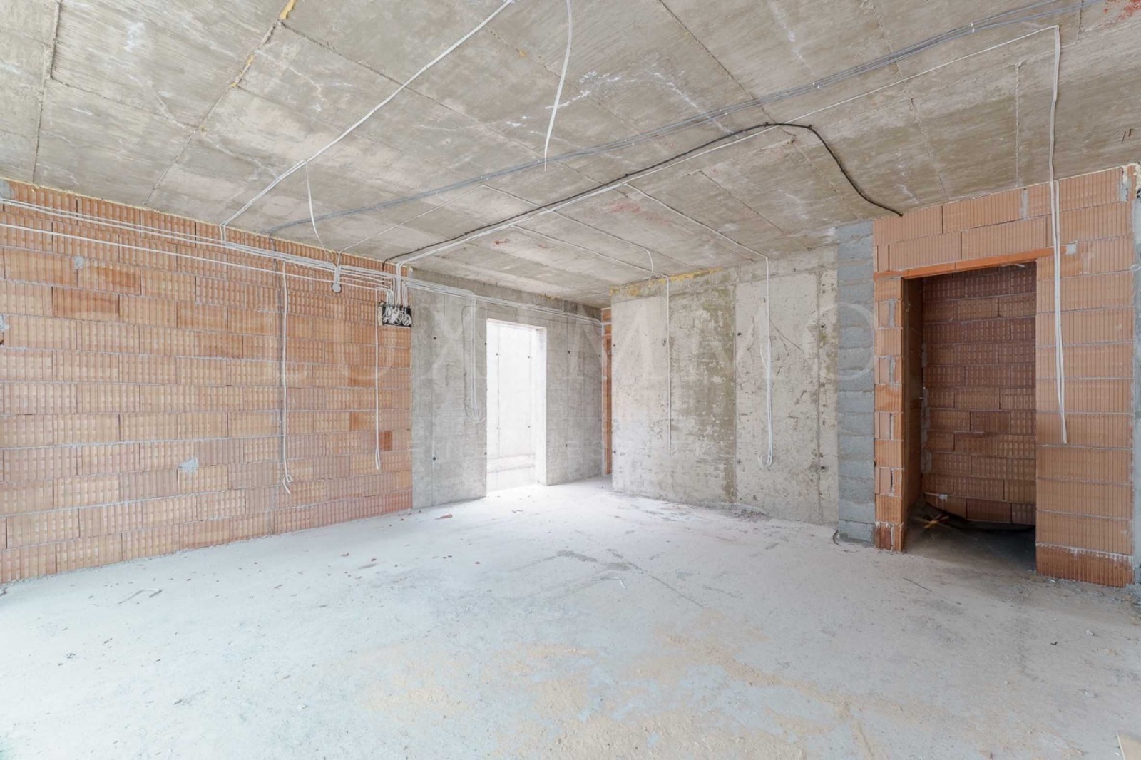 Продава КЪЩА, гр. София, м-т Детски град, снимка 2 - Къщи - 53234759