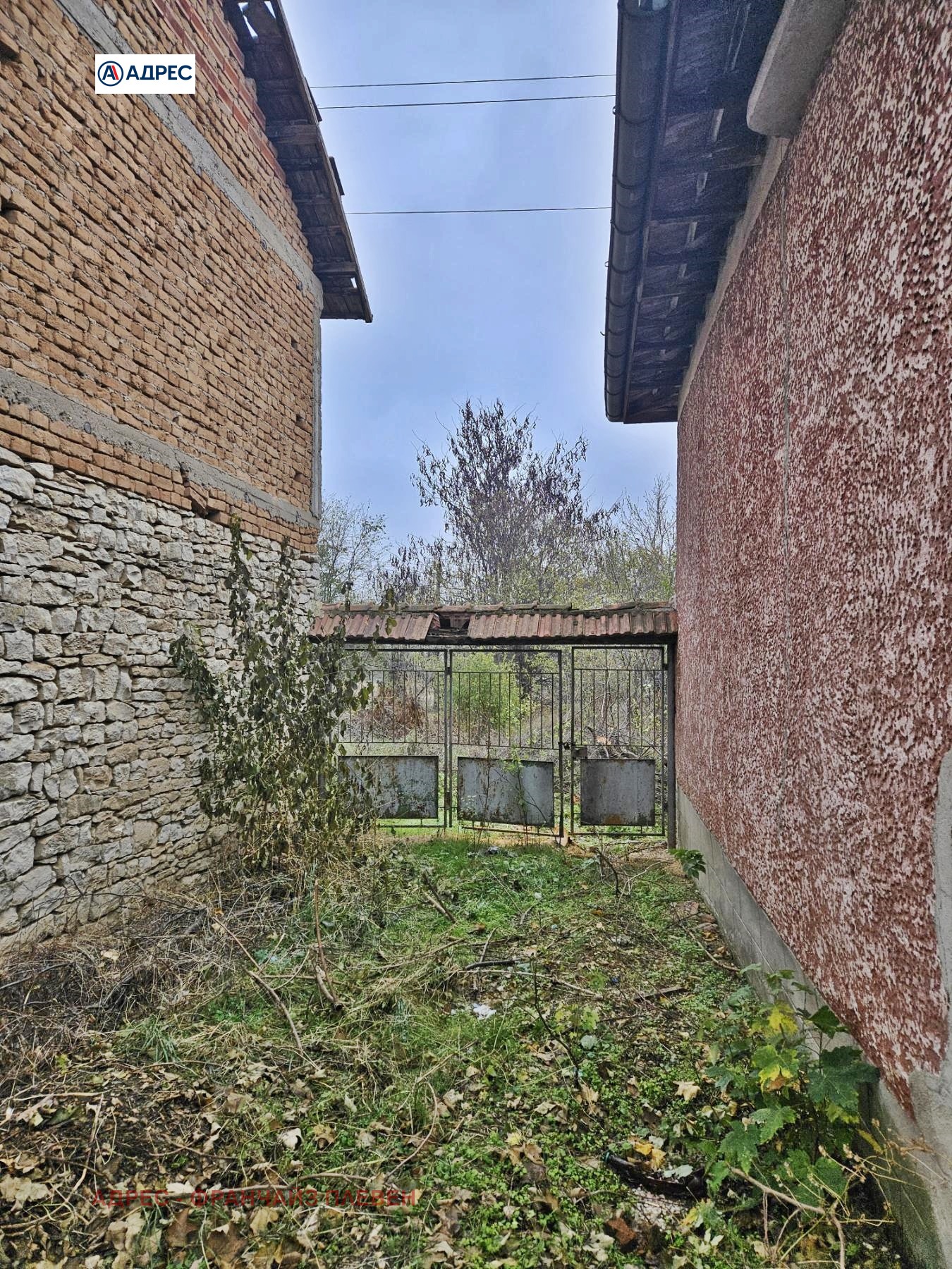 Продава КЪЩА, с. Тученица, област Плевен, снимка 2 - Къщи - 54054921