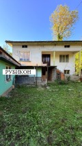 Продава КЪЩА, област Ловеч, гр. Априлци • 79000 лв. • 98386332 — Holmes.bg