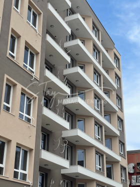 Продава 2-стаен град Бургас Мадика - [1] 
