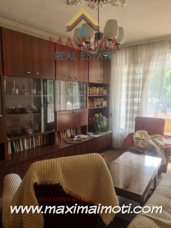 Til salg  1 soveværelse Plovdiv , Karshiyaka , 77 kvm | 79001148