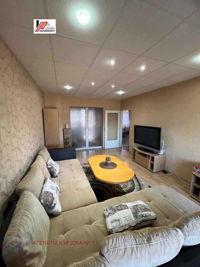 Na prodej  3+ ložnice Kardžali , Vazroždenci , 105 m2 | 41117037 - obraz [12]
