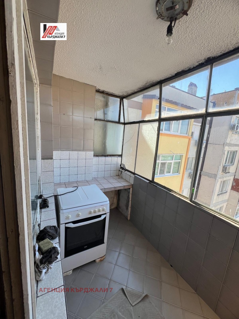 Na prodej  3+ ložnice Kardžali , Vazroždenci , 105 m2 | 41117037 - obraz [9]
