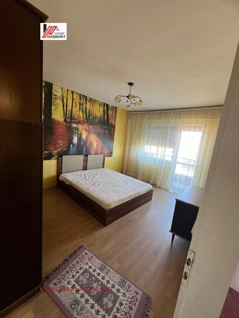 Na prodej  3+ ložnice Kardžali , Vazroždenci , 105 m2 | 41117037 - obraz [2]