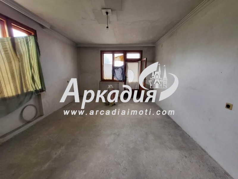 Продава  Етаж от къща град Пловдив , Христо Смирненски , 214 кв.м | 71386061