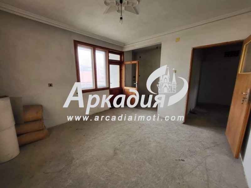 Продава  Етаж от къща град Пловдив , Христо Смирненски , 214 кв.м | 71386061 - изображение [7]