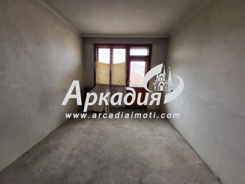 Продава  Етаж от къща град Пловдив , Христо Смирненски , 214 кв.м | 71386061 - изображение [8]