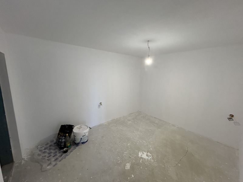 Продава КЪЩА, с. Манастир, област Варна, снимка 11 - Къщи - 52799912