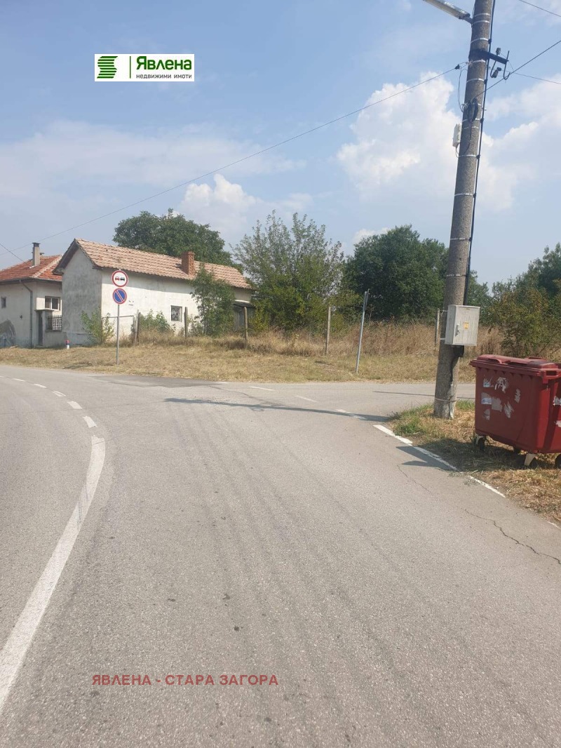 Till salu  Komplott region Stara Zagora , Trakija , 1062 kvm | 38158203 - bild [2]