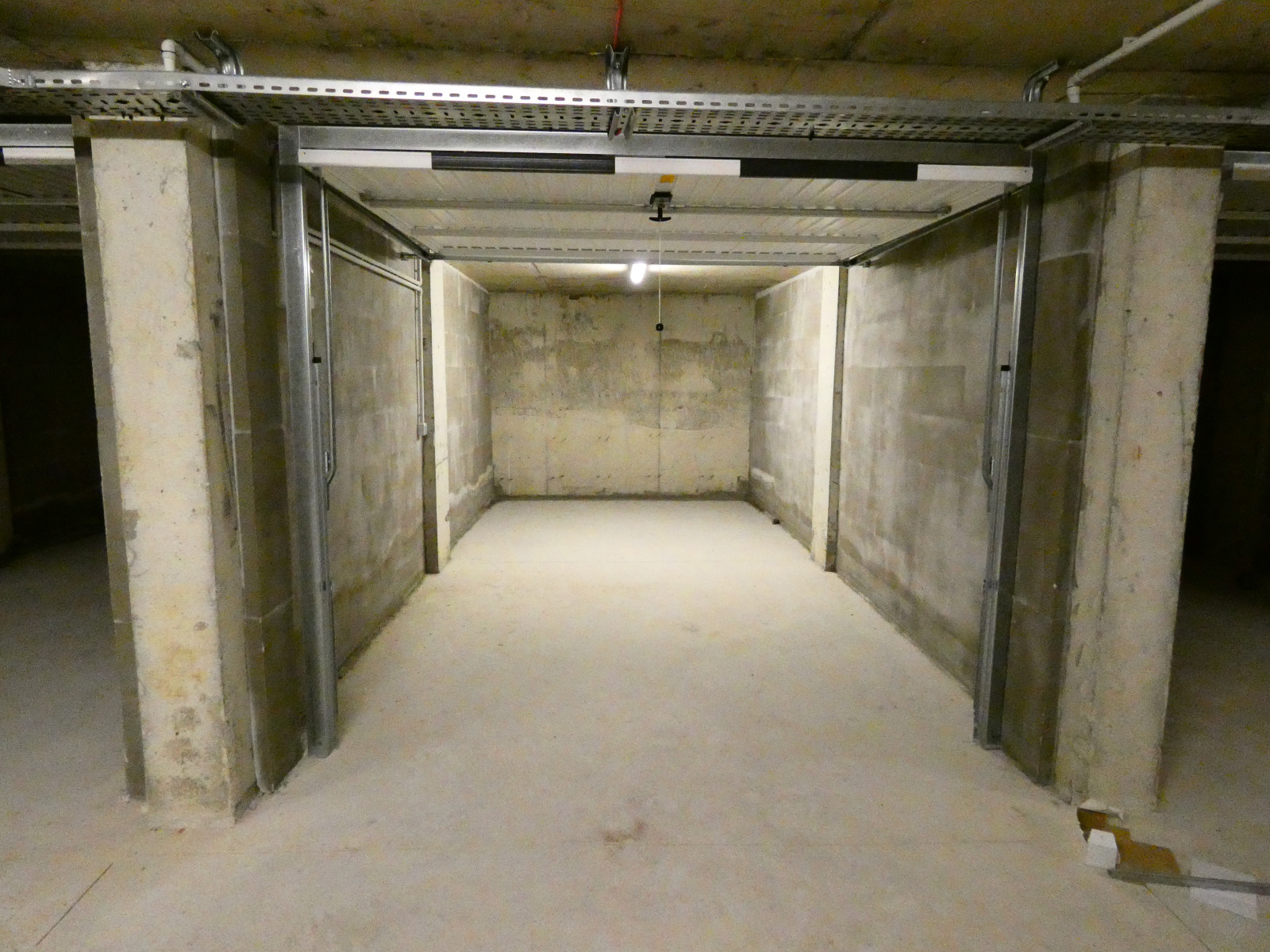 Продава ГАРАЖ, ПАРКОМЯСТО, гр. София, Овча купел, снимка 3 - Гаражи и паркоместа - 55590525