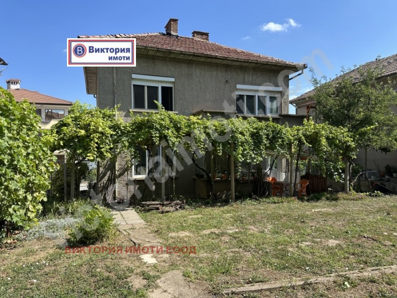Продава КЪЩА в област Велико Търново, гр. Горна Оряховица - 316 кв.м / 342 000 € » 668 893.86 лв., ВИКТОРИЯ ИМОТИ ЕООД