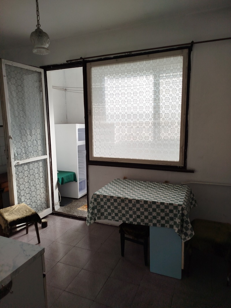 En venta  Estudio Pleven , Storgoziya , 41 metros cuadrados | 16620371 - imagen [3]