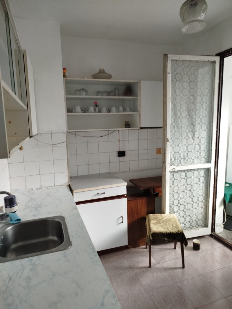 Te koop  Studio Pleven , Storgozija , 41 m² | 16620371 - afbeelding [4]