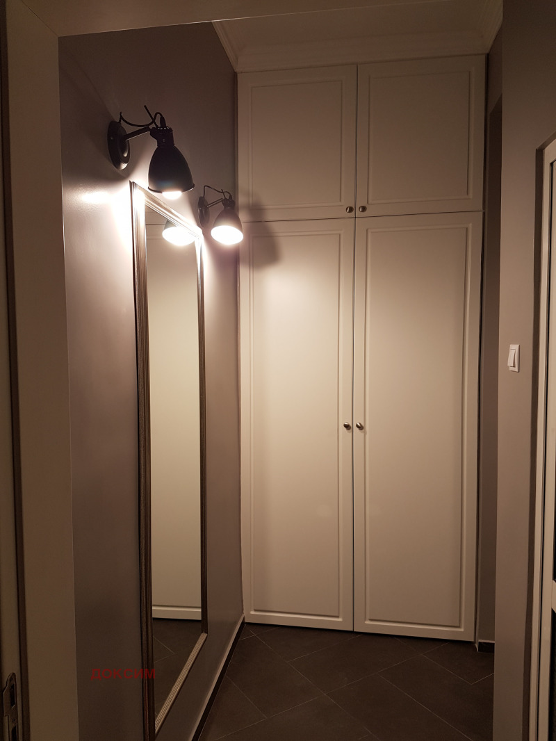 Продава 3-СТАЕН, гр. София, Център, снимка 7 - Апартаменти - 52500666