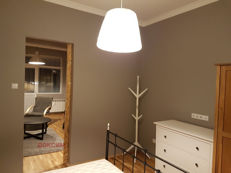 Продава 3-СТАЕН, гр. София, Център, снимка 10 - Апартаменти - 52500666