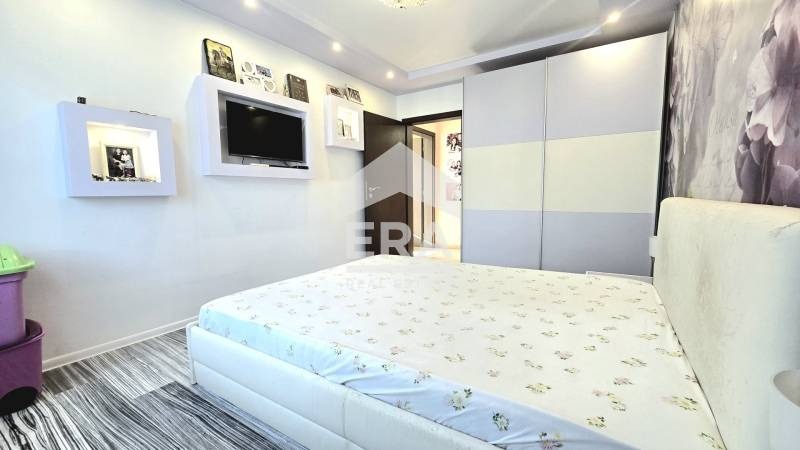 Продава 3-СТАЕН, гр. Велико Търново, Картала, снимка 2 - Апартаменти - 53910579